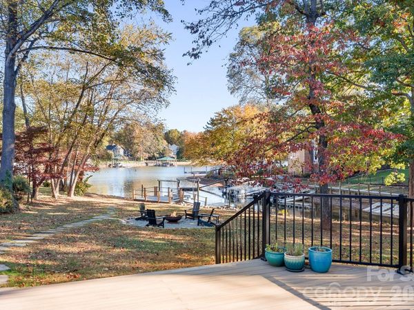 1984 Hickory Hills Drive, Denver, NC 28037