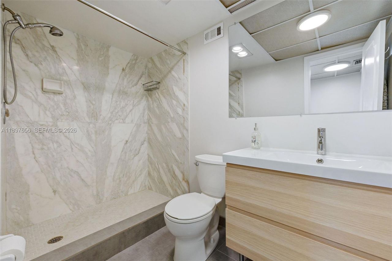 1151 N Fort Lauderdale Beach Blvd, Unit 6B, Fort Lauderdale, FL 33304 Photo