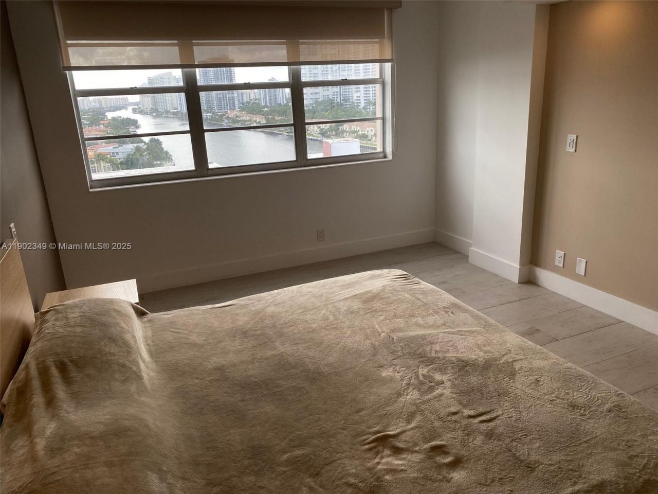 3161 S Ocean Dr, Unit 1210, Hallandale Beach, FL 33009 Photo
