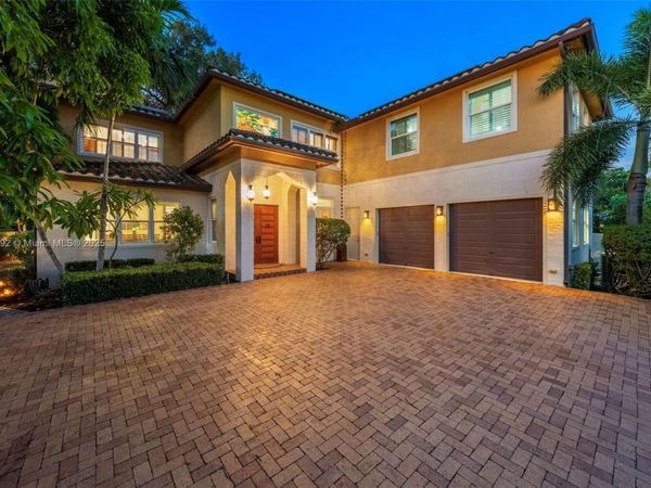 1115 SW 5th Pl, Fort Lauderdale, FL 33312