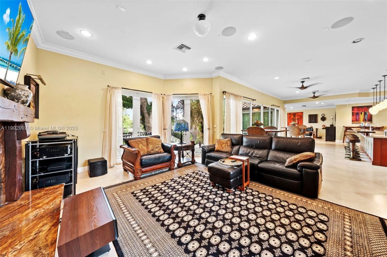 1115 SW 5th Pl, Fort Lauderdale, FL 33312 Photo