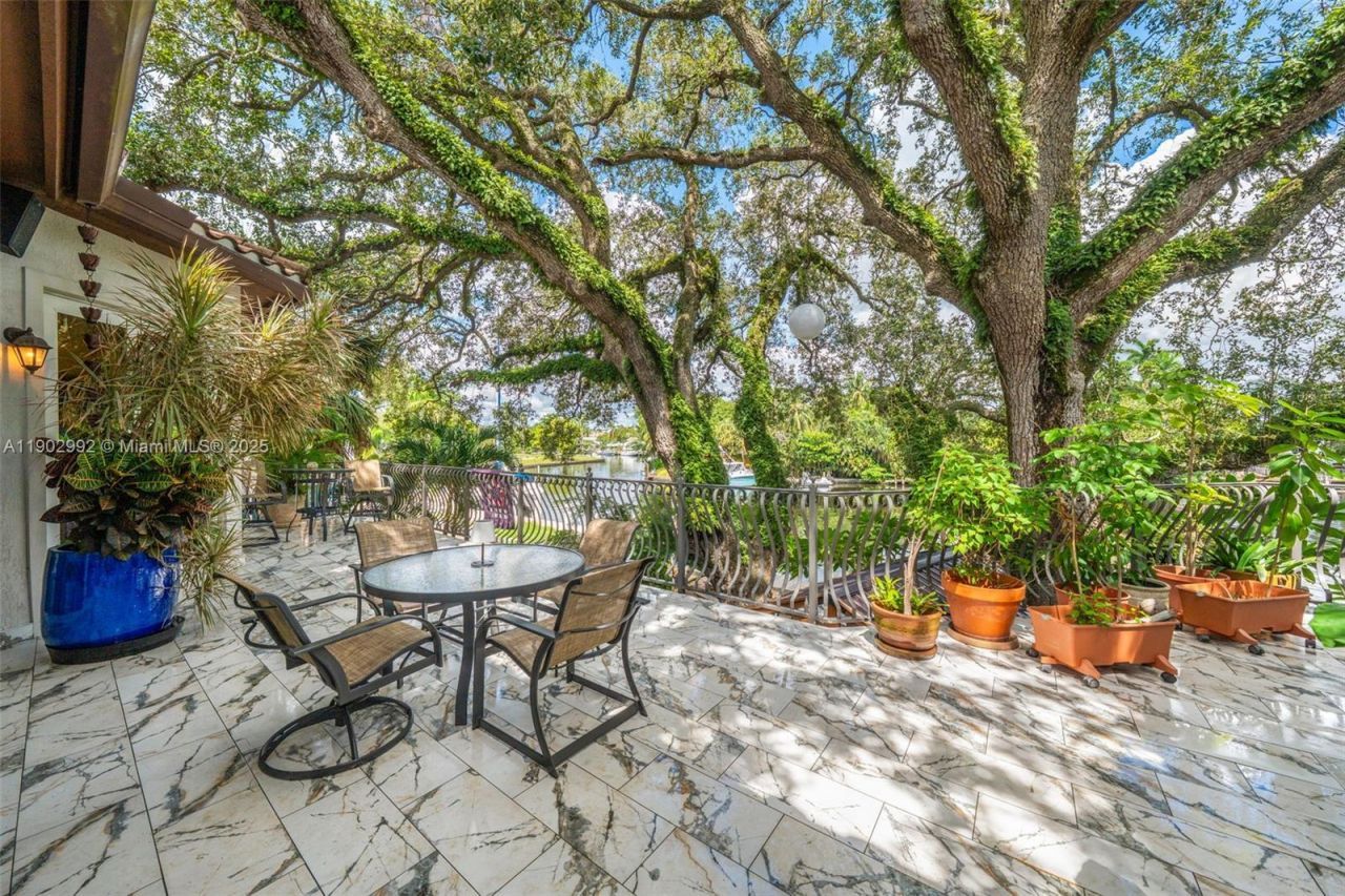 1115 SW 5th Pl, Fort Lauderdale, FL 33312 Photo