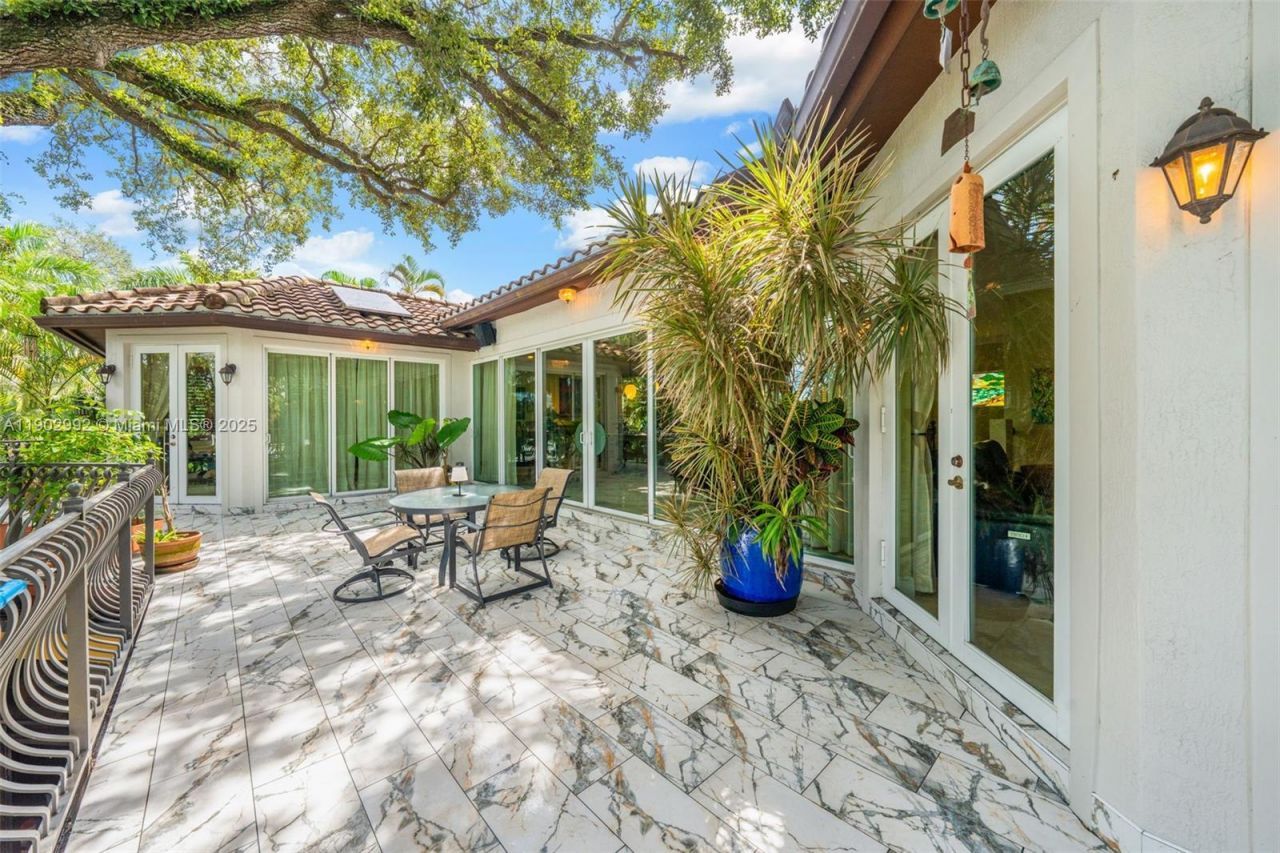 1115 SW 5th Pl, Fort Lauderdale, FL 33312 Photo