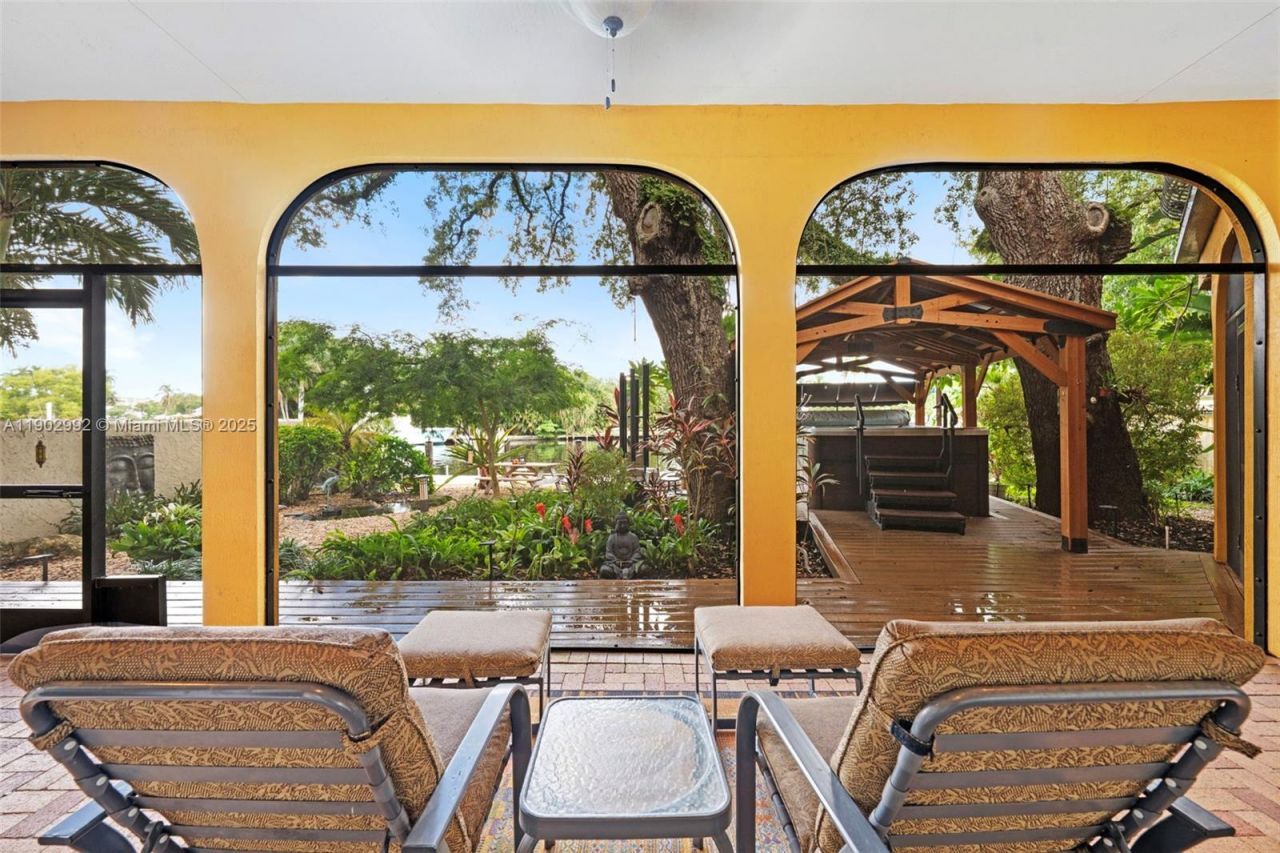 1115 SW 5th Pl, Fort Lauderdale, FL 33312 Photo