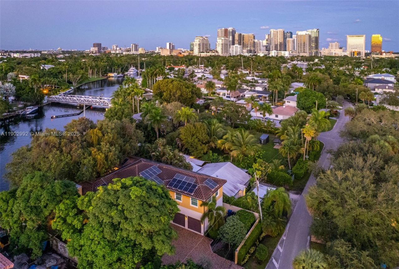 1115 SW 5th Pl, Fort Lauderdale, FL 33312 Photo