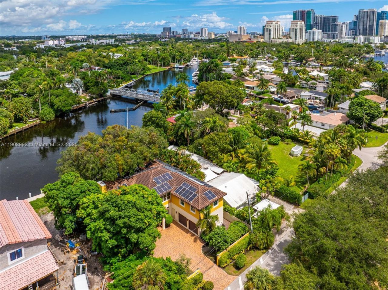 1115 SW 5th Pl, Fort Lauderdale, FL 33312 Photo