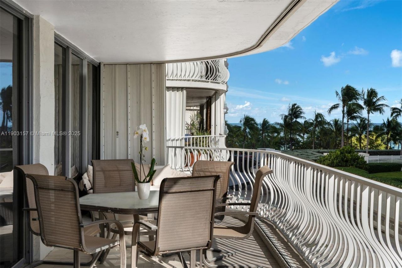 10155 Collins Ave, Unit 307, Bal Harbour, FL 33154 Photo