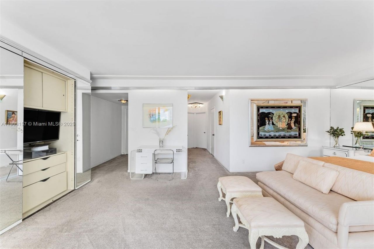 10155 Collins Ave, Unit 307, Bal Harbour, FL 33154 Photo