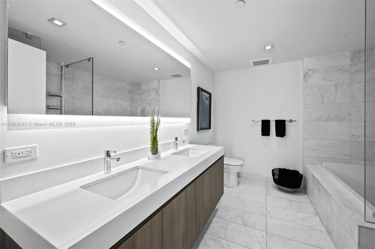 401 N Birch Rd, Unit 505, Fort Lauderdale, FL 33304 Photo