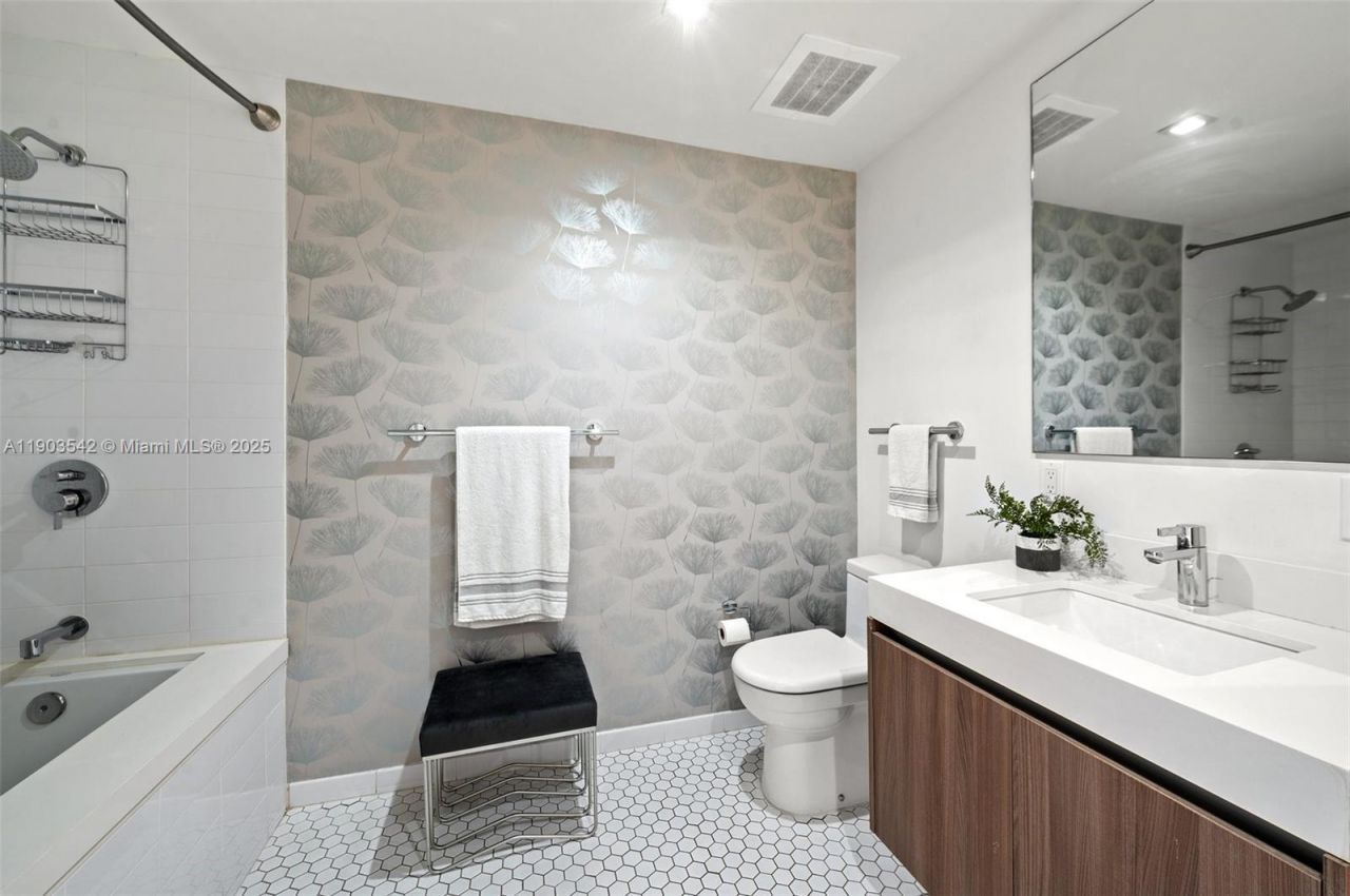 401 N Birch Rd, Unit 505, Fort Lauderdale, FL 33304 Photo