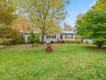 1727 N Lake Drive, Braham, MN 55006