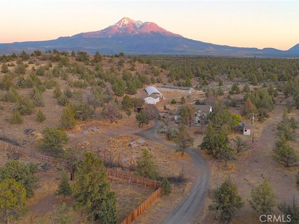 10410 County Hwy A-12, Montague, CA 96064