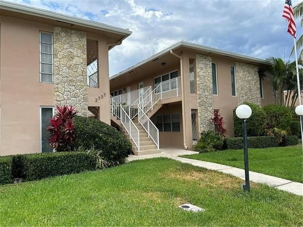 2737 NE 28th St, Unit 1W, Pompano Beach, FL 33064