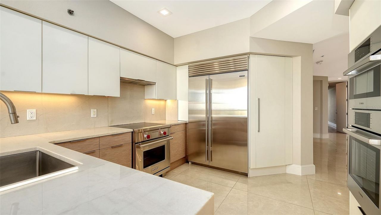 3040 Grand Bay Boulevard, Unit 283, Longboat Key, FL 34228 Photo