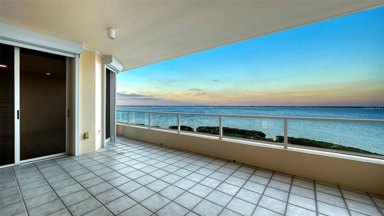 3040 Grand Bay Boulevard, Unit 283, Longboat Key, FL 34228 Photo