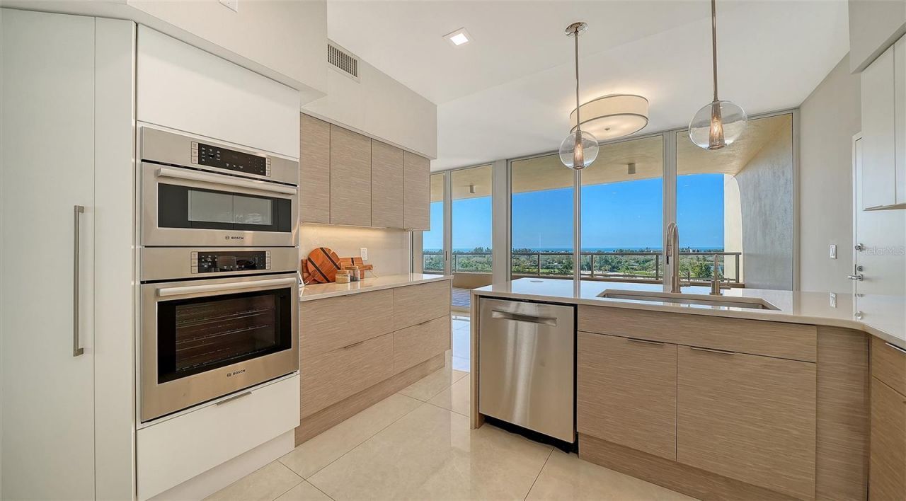 3040 Grand Bay Boulevard, Unit 283, Longboat Key, FL 34228 Photo