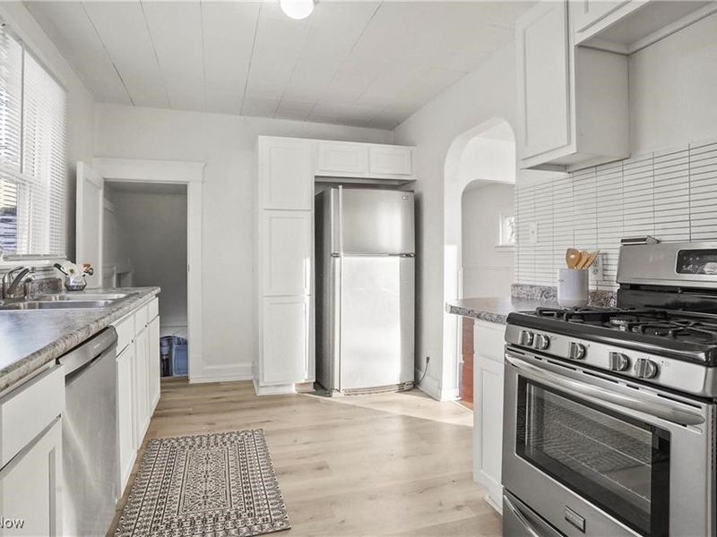 2226 26th Street SW, Akron, OH 44314 Photo 11