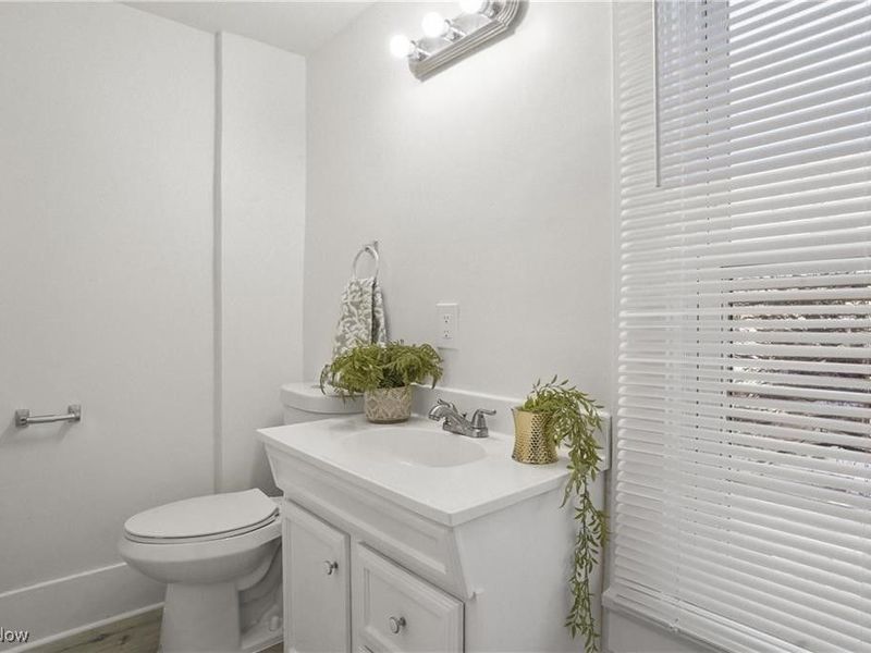 2226 26th Street SW, Akron, OH 44314 Photo 17