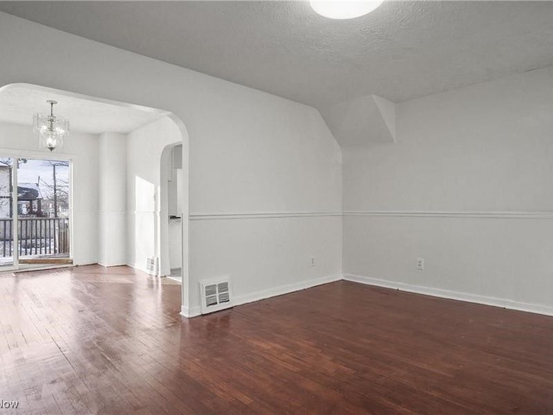 2226 26th Street SW, Akron, OH 44314 Photo 8