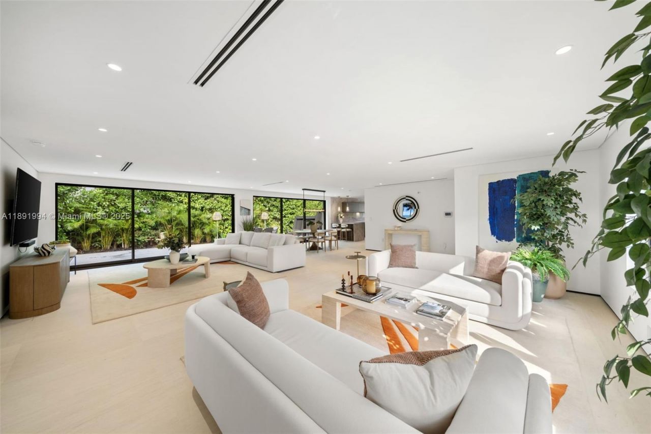 222 E Rivo Alto Dr, Miami Beach, FL 33139 Photo