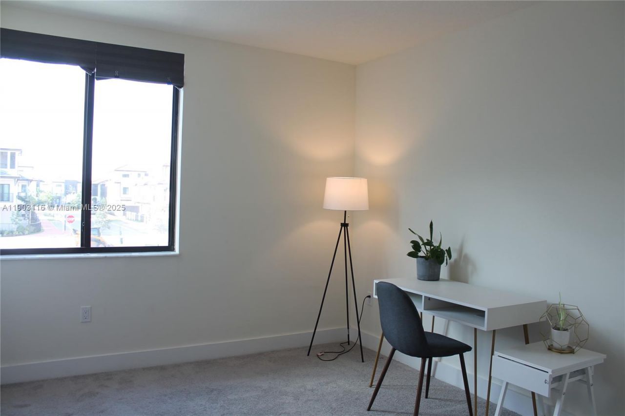 8265 NW 41 St, Unit C-110, Doral, FL 33166 Photo