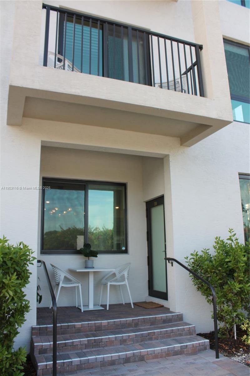 8265 NW 41 St, Unit C-110, Doral, FL 33166 Photo