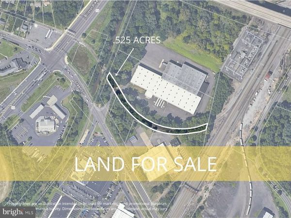 61 E GREEN LANE, BRISTOL, PA 19007