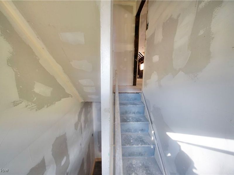 9905-9907 Zimmer Avenue, Cleveland, OH 44102 Photo 8