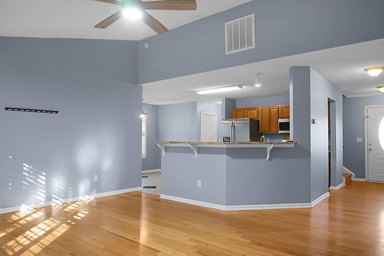 407 Ashburton Drive Photo 13