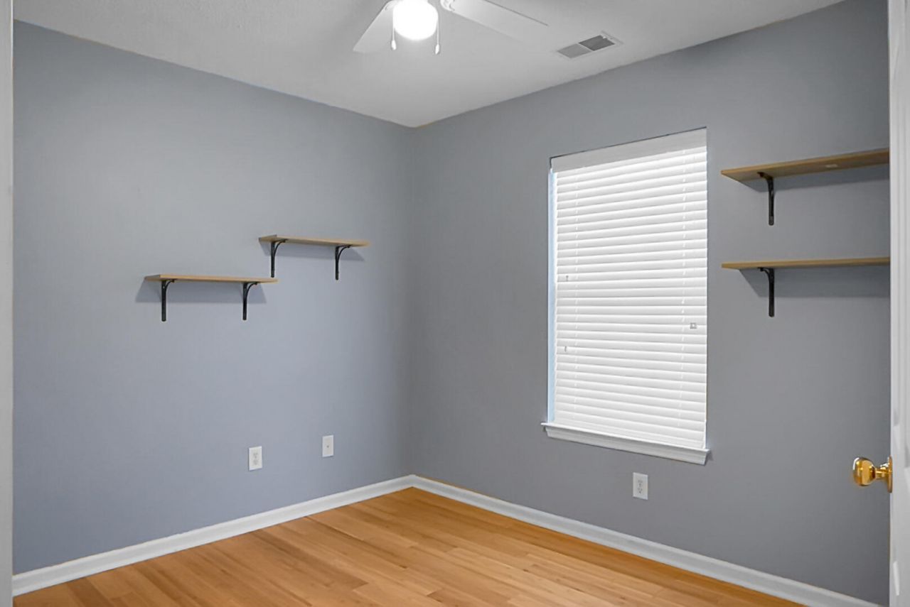 407 Ashburton Drive Photo 37