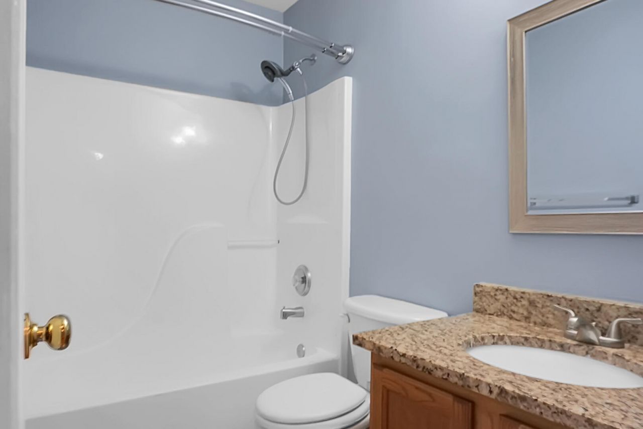 407 Ashburton Drive Photo 42