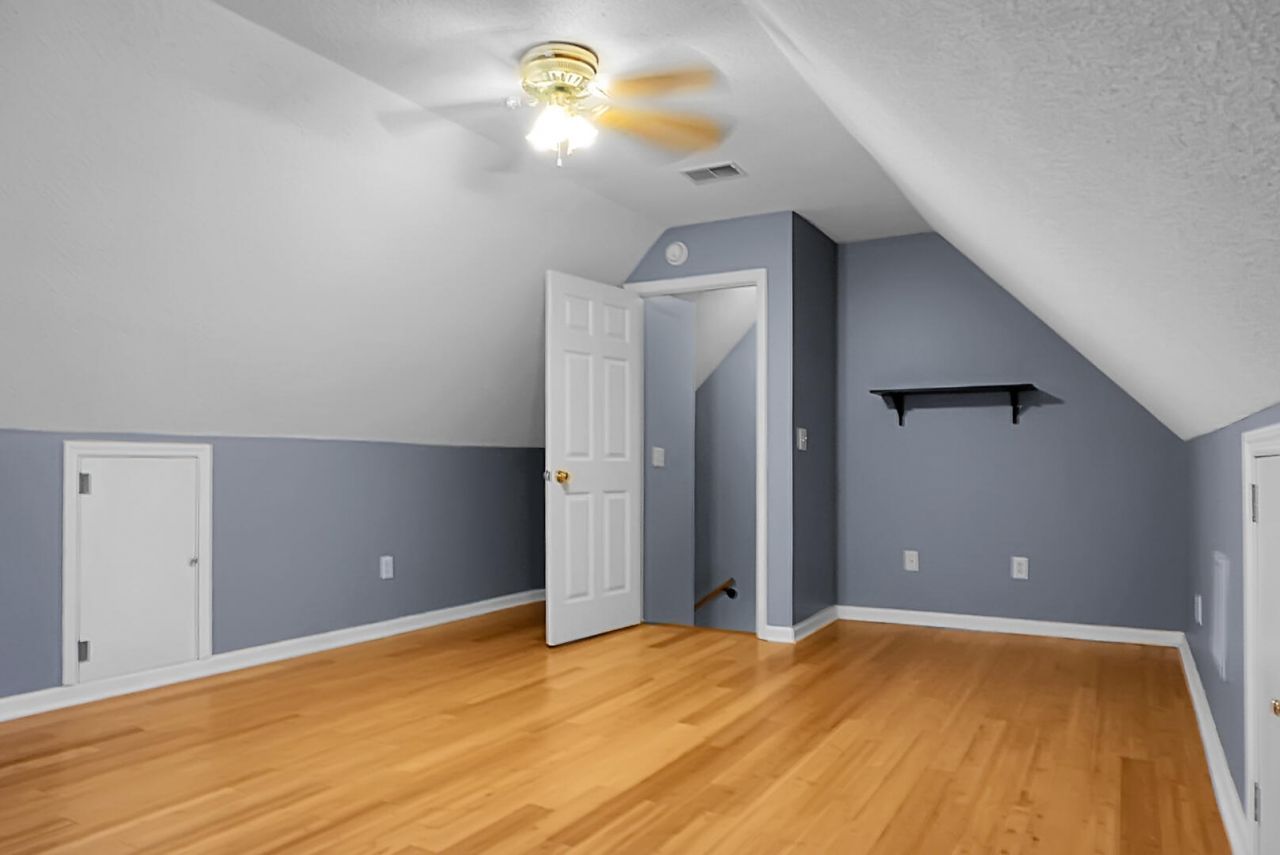 407 Ashburton Drive Photo 55