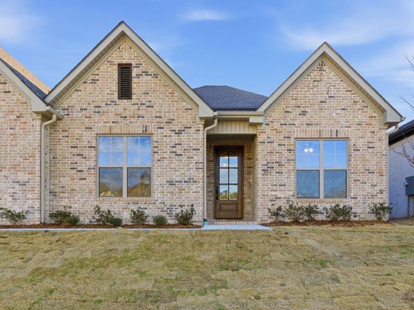 201 Edgewood Circle, Little Rock, AR 72223