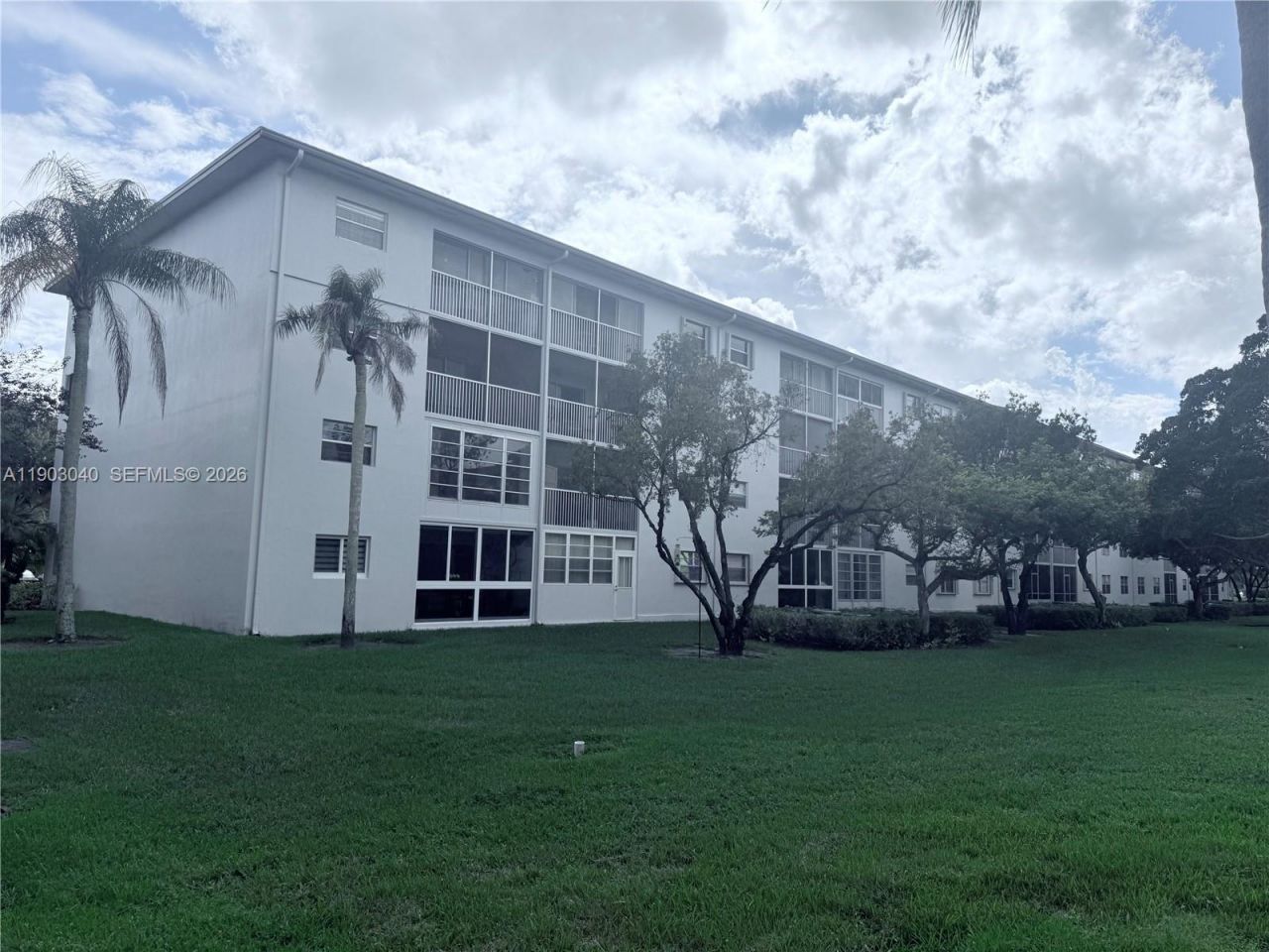 12501 SW 14th St, Unit 314R, Pembroke Pines, FL 33027 Photo