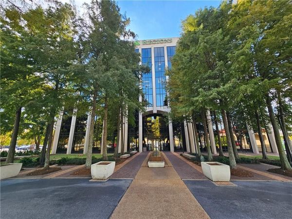 1439 CENTRE Court, Unit 2, Alexandria, LA 71301