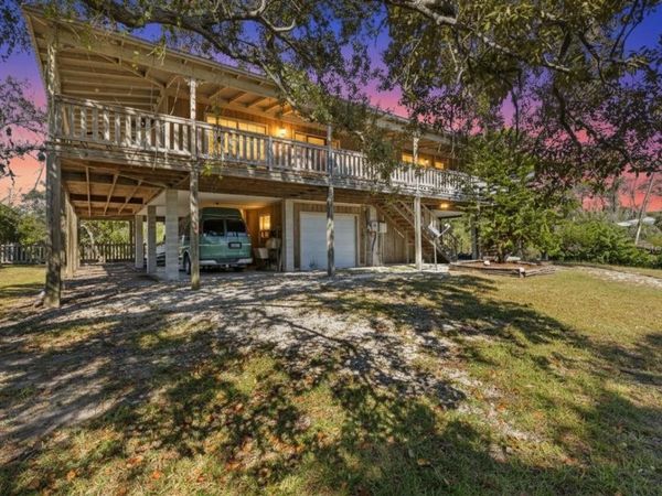 16791 SANDRA STREET, CEDAR KEY, FL 32625