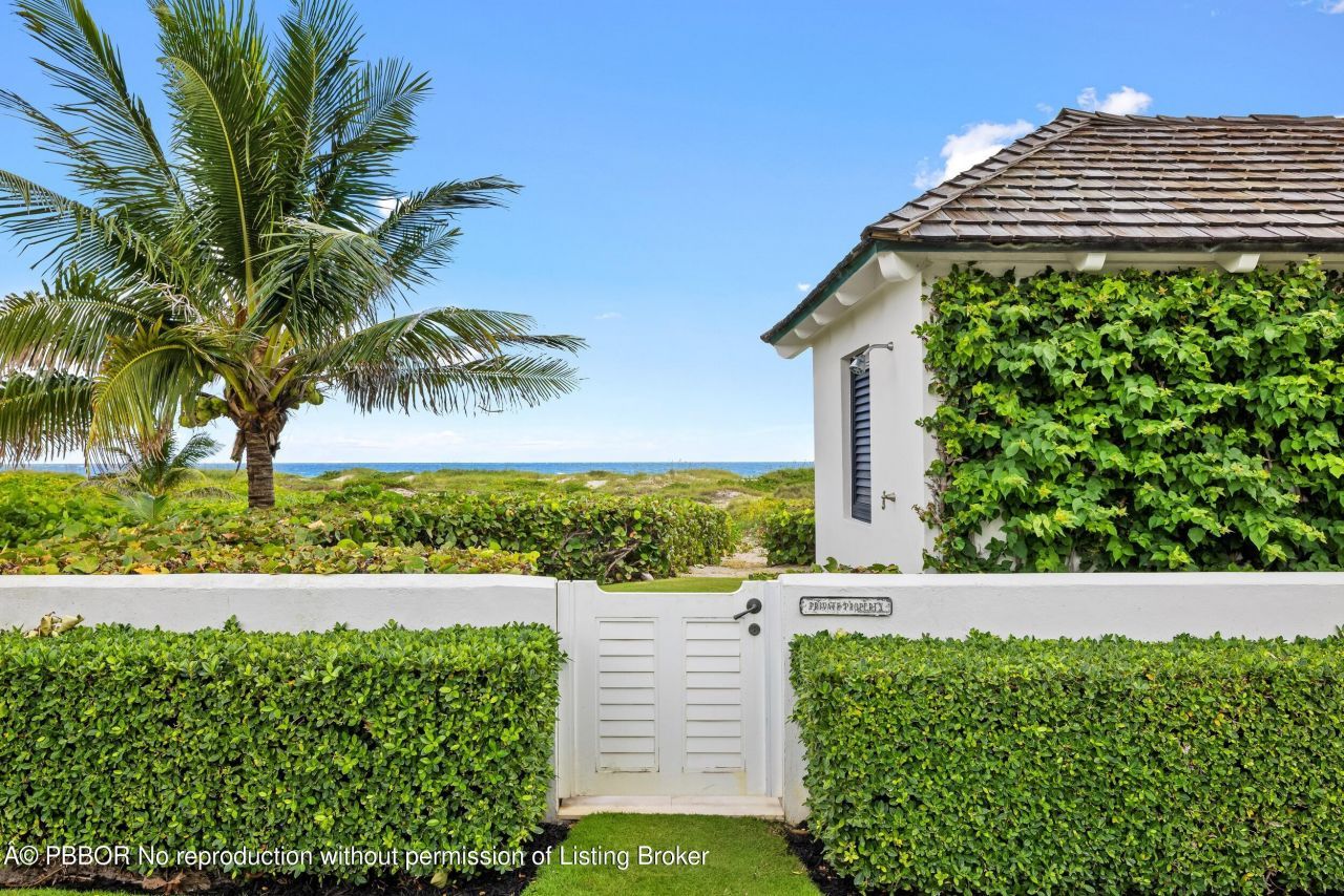 102 Reef Road, Palm Beach, FL 33480 Photo