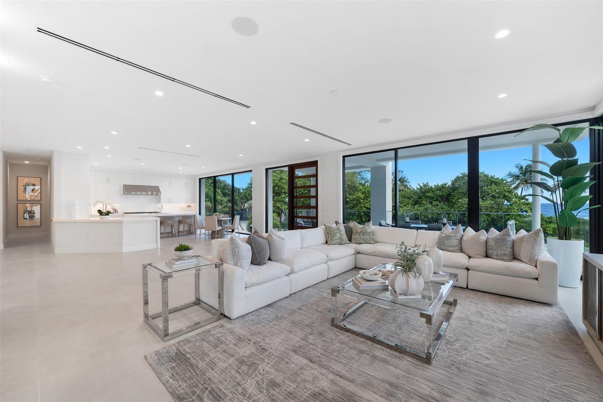 1813 N Fort Lauderdale Beach Boulevard, Fort Lauderdale, FL 33305 Photo