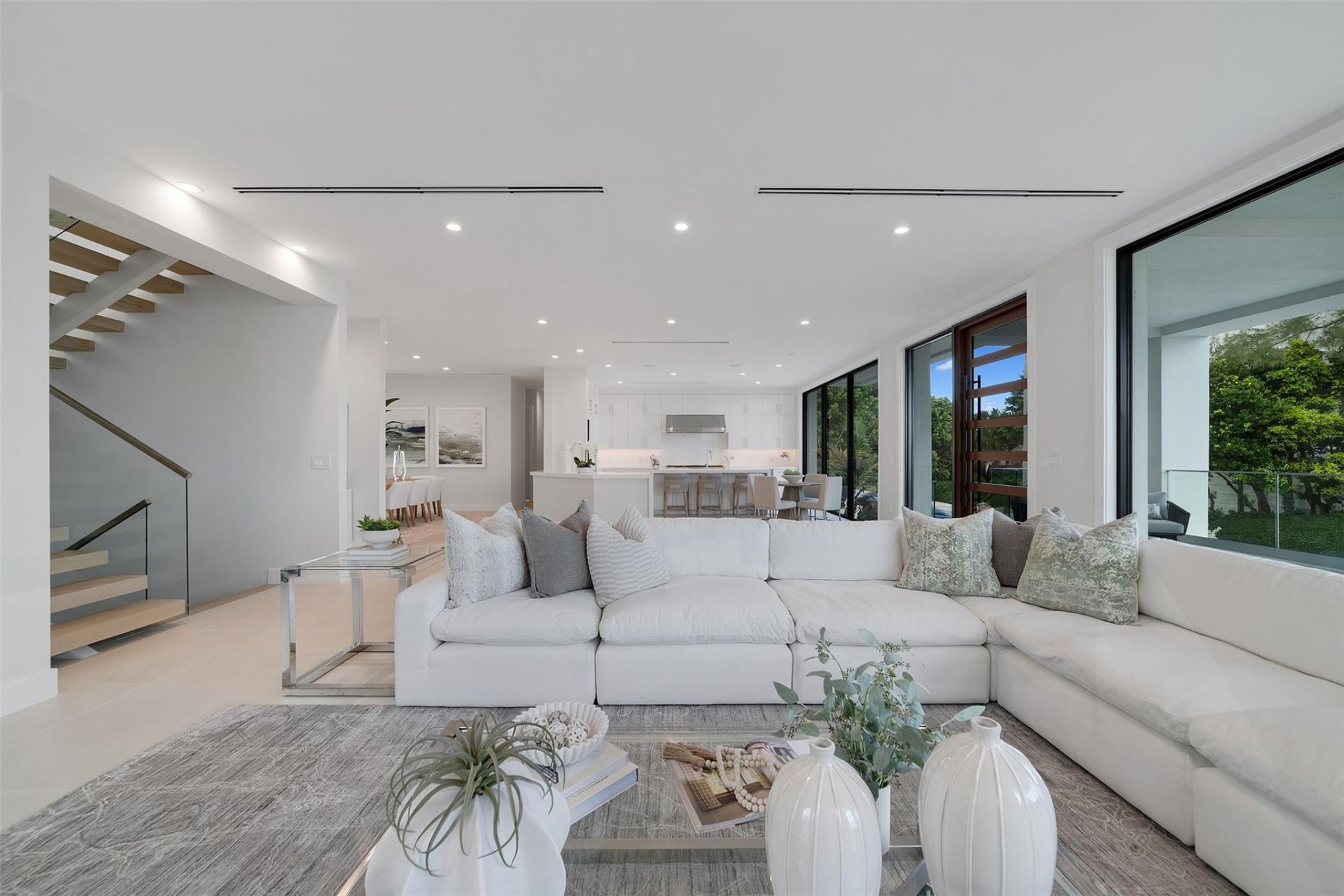 1813 N Fort Lauderdale Beach Boulevard, Fort Lauderdale, FL 33305 Photo