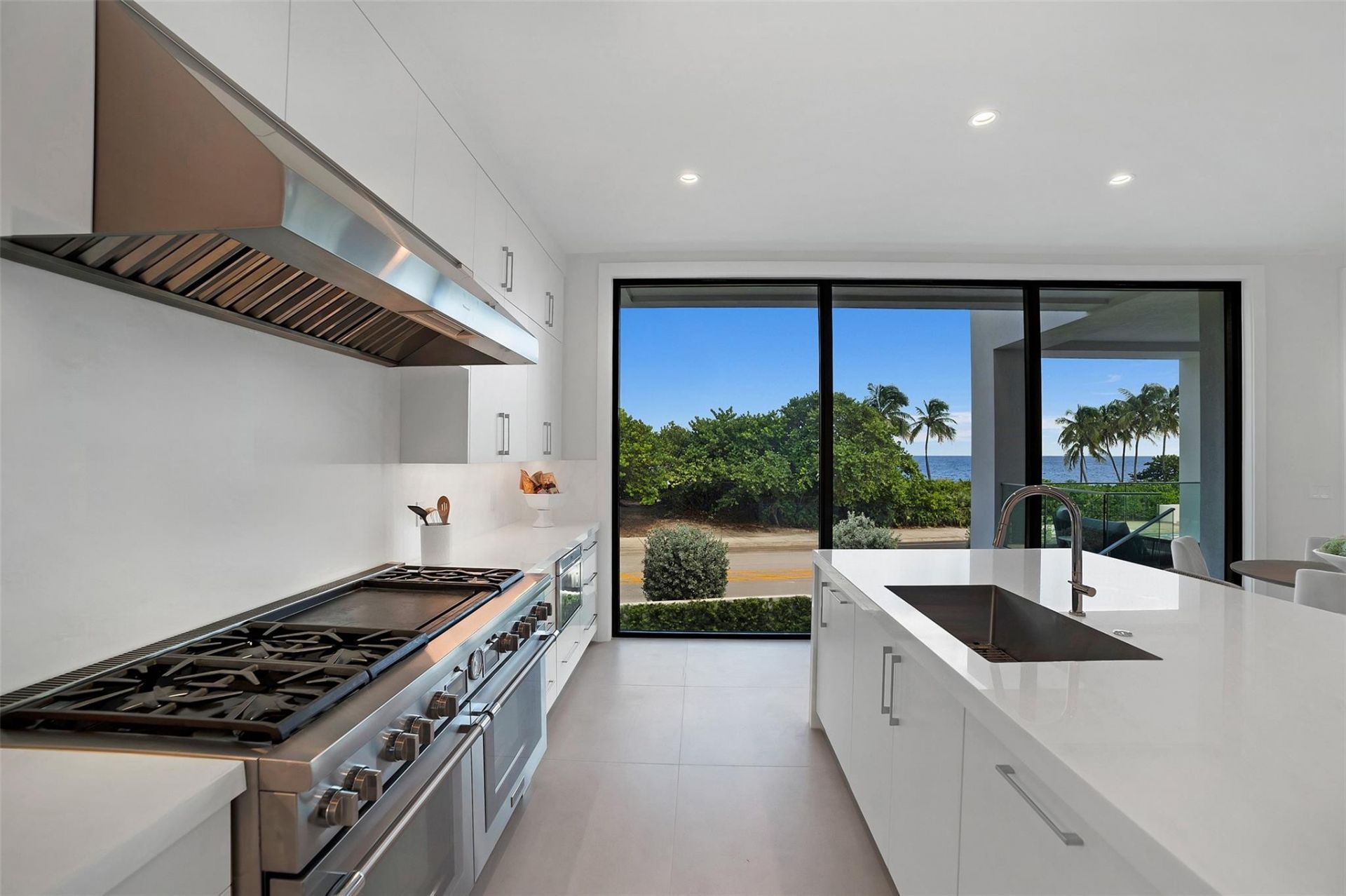 1813 N Fort Lauderdale Beach Boulevard, Fort Lauderdale, FL 33305 Photo