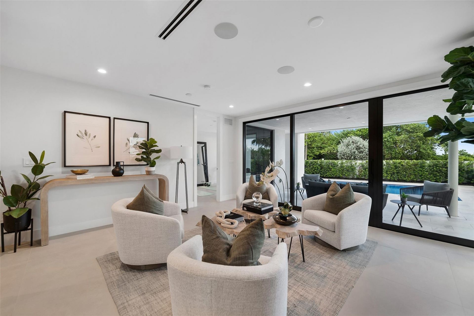 1813 N Fort Lauderdale Beach Boulevard, Fort Lauderdale, FL 33305 Photo