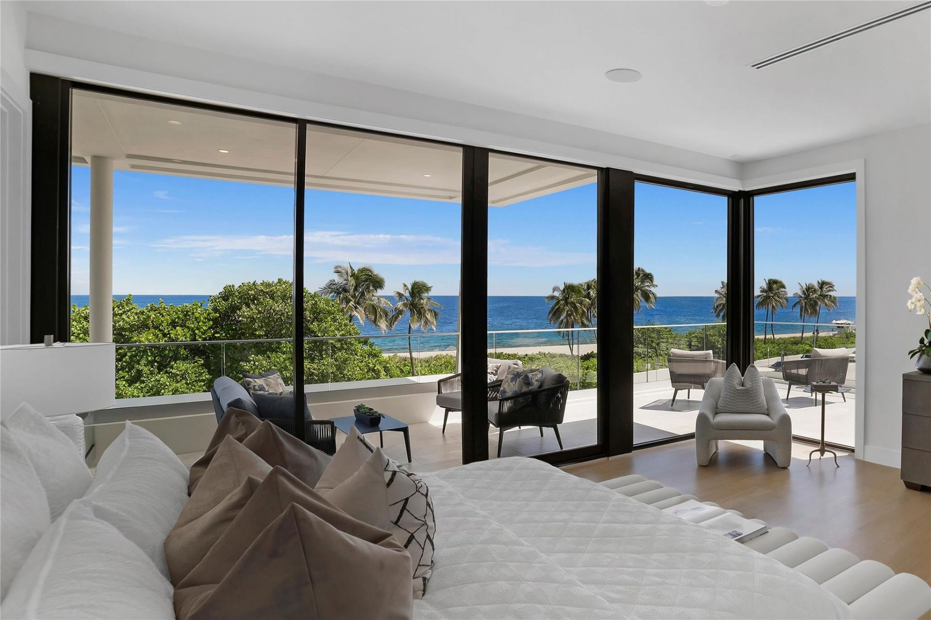 1813 N Fort Lauderdale Beach Boulevard, Fort Lauderdale, FL 33305 Photo