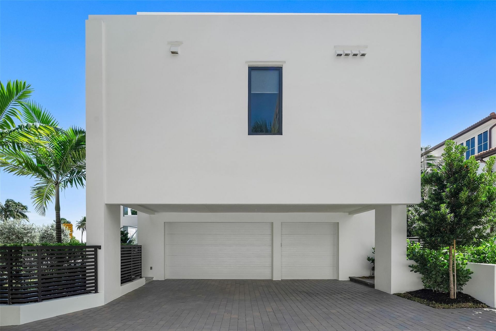 1813 N Fort Lauderdale Beach Boulevard, Fort Lauderdale, FL 33305 Photo