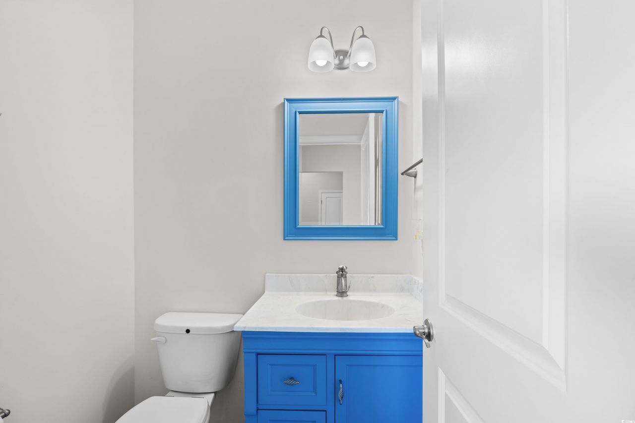 864 Callant Dr. Photo 18