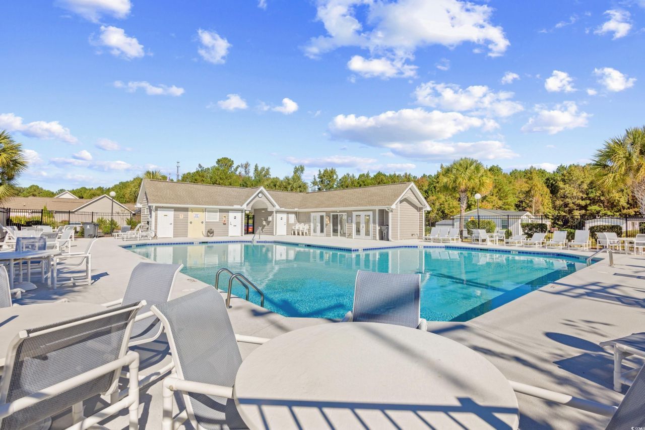 864 Callant Dr. Photo 36