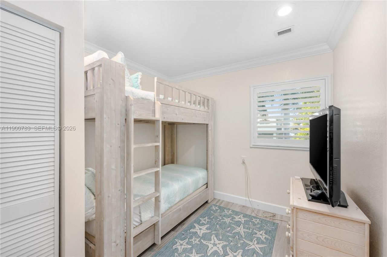 111 Spoonbill Rd, Tavernier, FL 33070 Photo