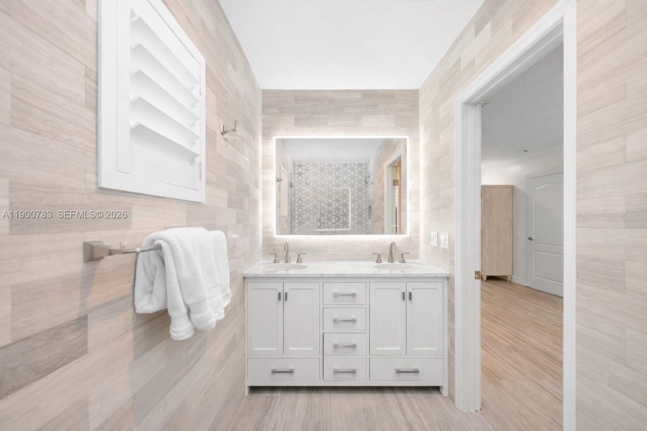 111 Spoonbill Rd, Tavernier, FL 33070 Photo