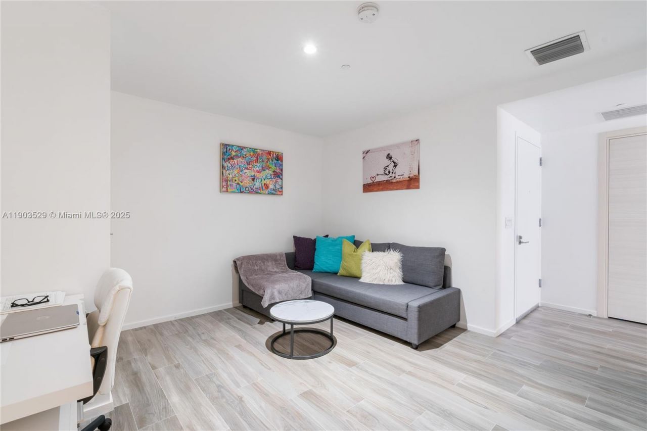 801 S Miami Ave, Unit 1002, Miami, FL 33130 Photo