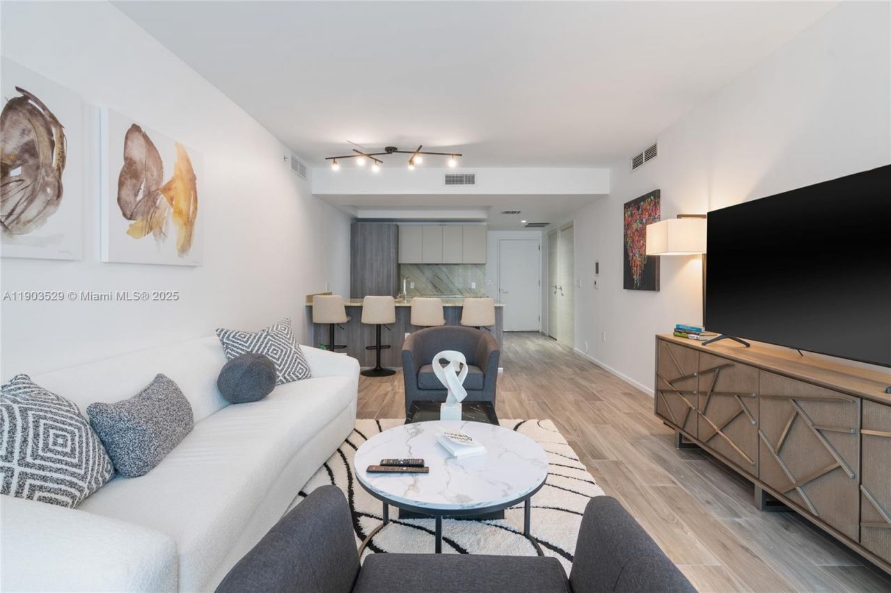 801 S Miami Ave, Unit 1002, Miami, FL 33130 Photo