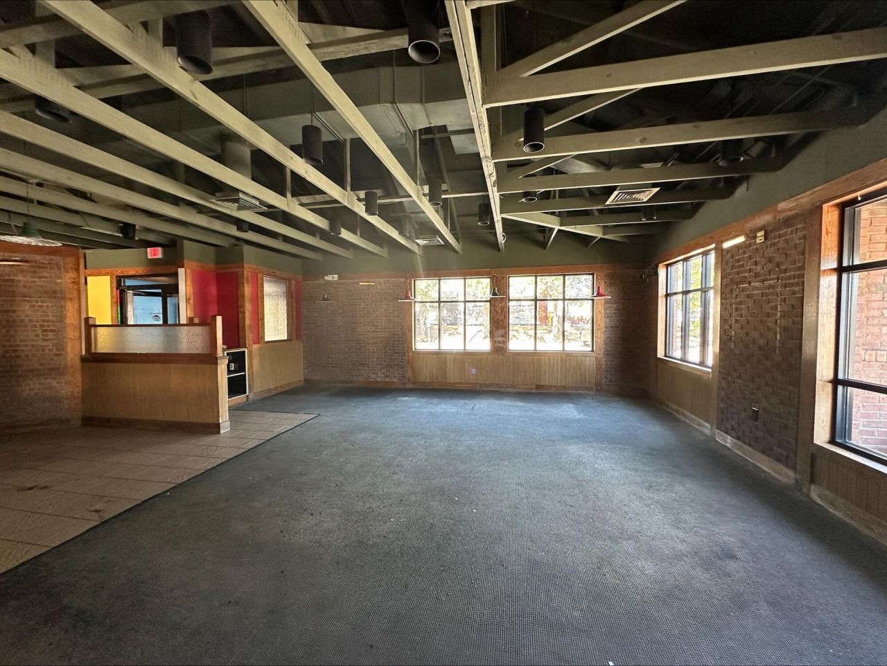 700 N Main Street Photo 2